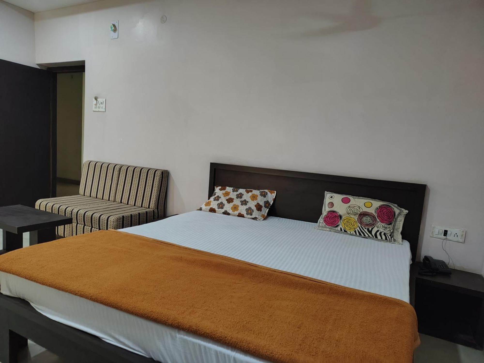 Hotel Indraprasth Balangir 外观 照片